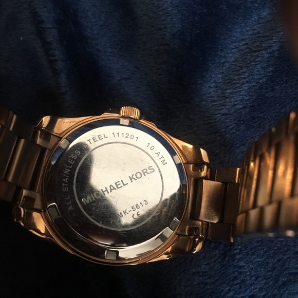 Michael Kors Watch - Rose Gold - Picture 3 of 6